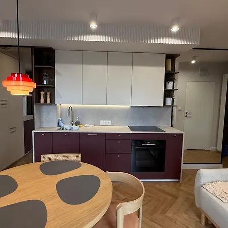 Апартаменты Old Town Bridge - *